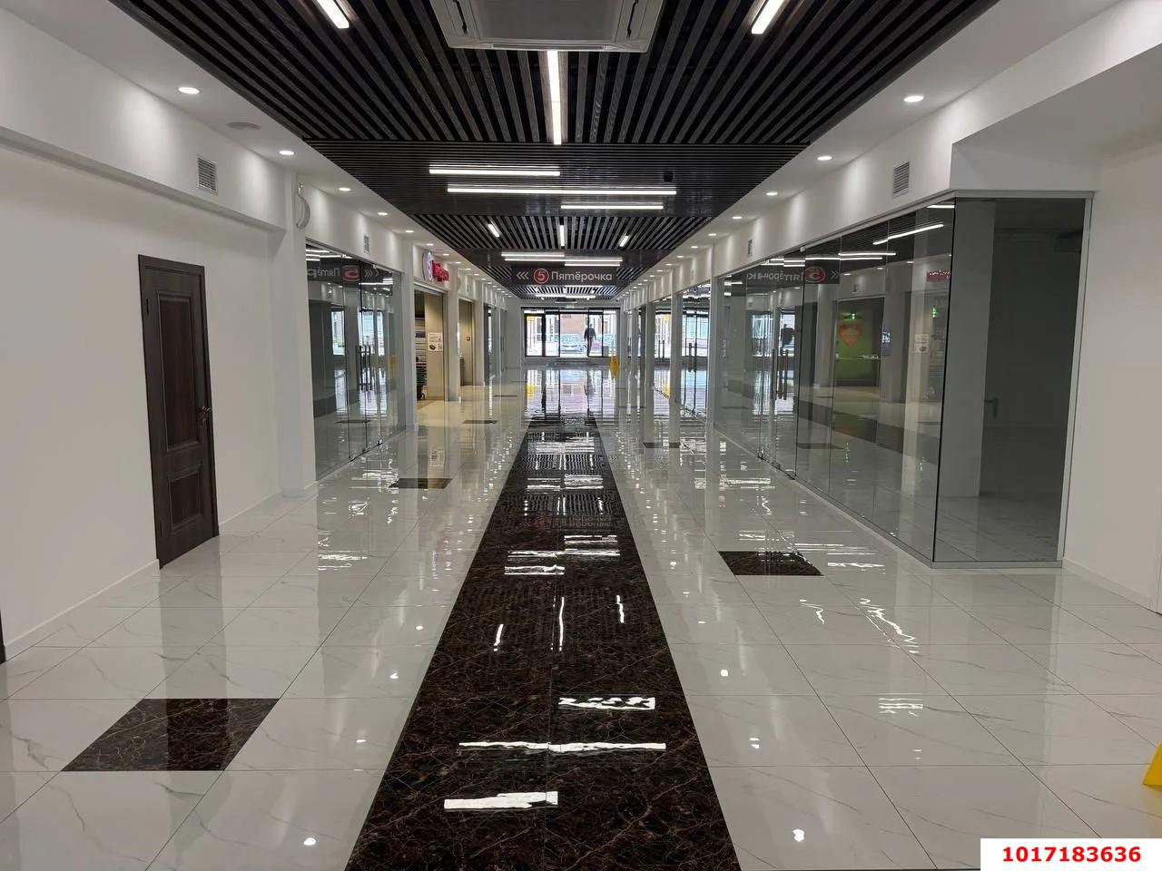 Фото №4: Торговое помещение 800&nbsp;м², 1/2&nbsp;эт. - Краснодар, Прикубанский внутригородской округ, мкр. Авиагородок, ул. Стахановская, 1/1