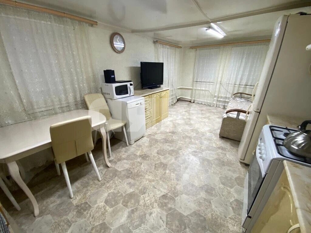 Фото №2: Дом 70&nbsp;м² + 3.5&nbsp;сот., 1&nbsp;эт. - Армавир, мкр. квартал ЗВТ, ул. Коммунистическая, 183