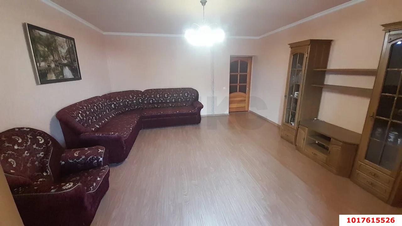 Фото №6: 2-комнатная квартира 90&nbsp;м², 4/5&nbsp;эт. - Краснодар, Сельскохозяйственный Институт, мкр. Западный внутригородской округ, ул. Урицкого, 6