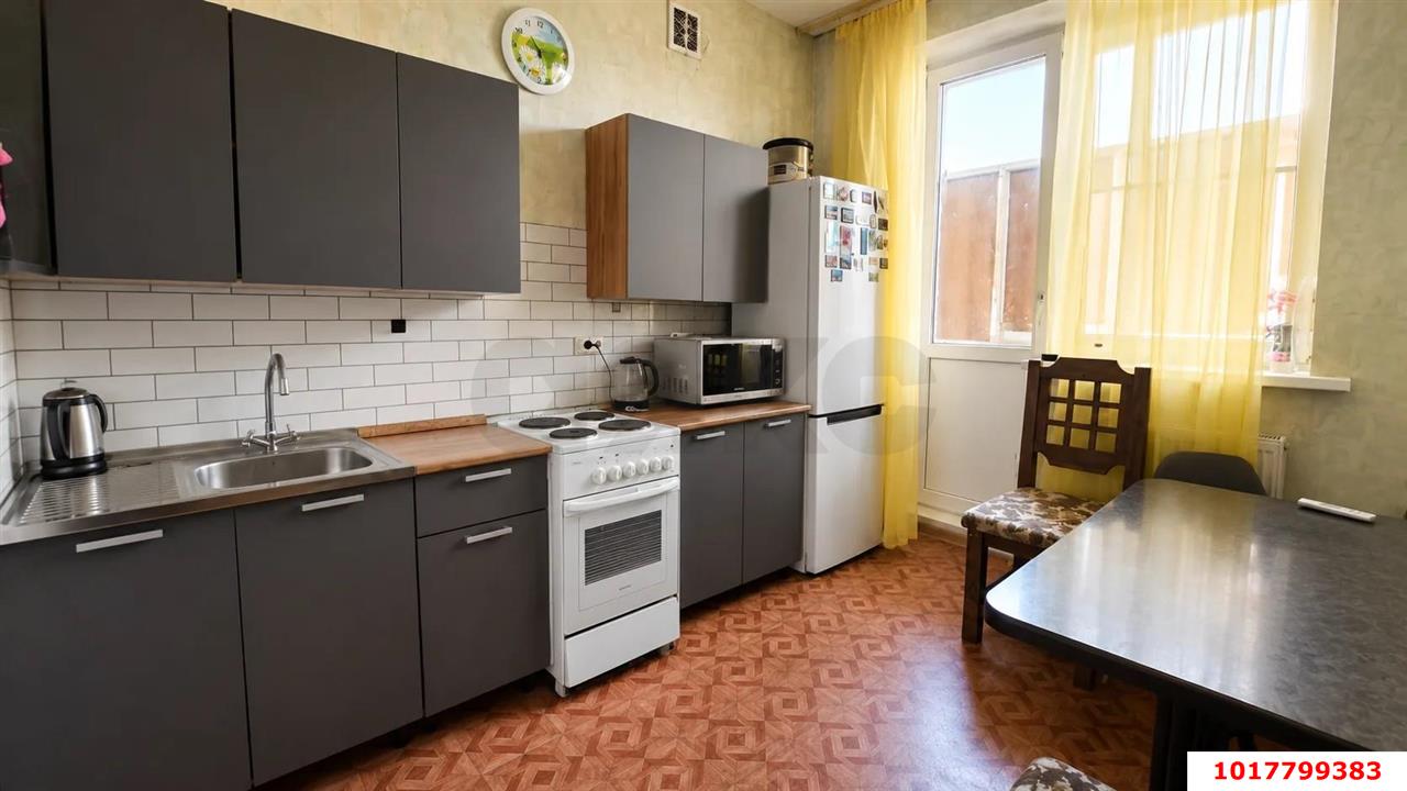 Фото №1: 2-комнатная квартира 57&nbsp;м², 6/7&nbsp;эт. - Краснодар, Прикубанский внутригородской округ, мкр. Музыкальный, ул. Ангарская, 2/5