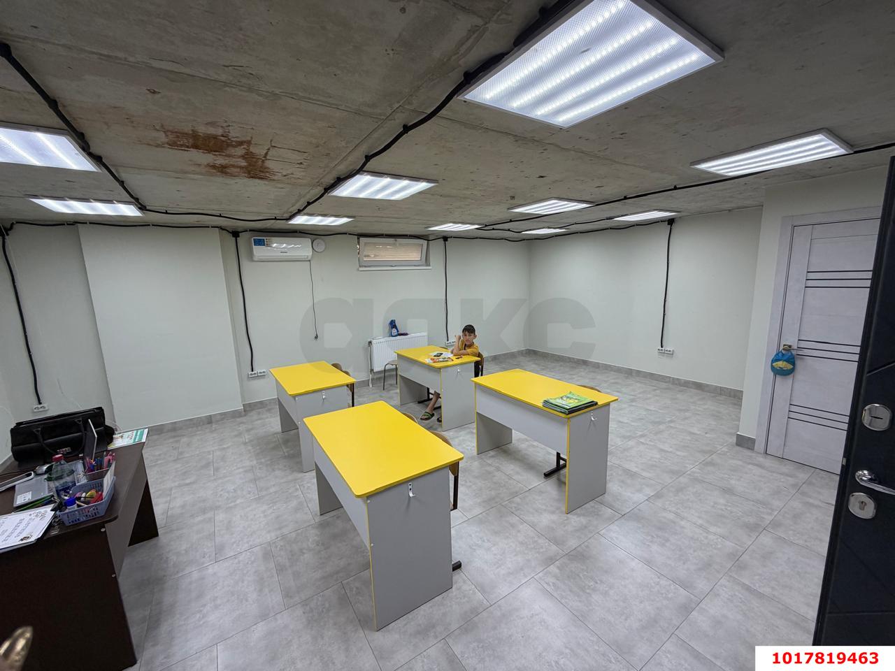 Фото №7: Торговое помещение 68&nbsp;м², 17&nbsp;эт. - Краснодар, Прикубанский внутригородской округ, 2-я Площадка, мкр. жилой комплекс Кремлёвские Ворота, ул. Кореновская, 2к4