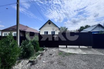 Фото №1: Дом 52 м² + 9.7 сот., 1 эт. - Кореновск, мкр. 2-й квартал, ул. Бувальцева, 29