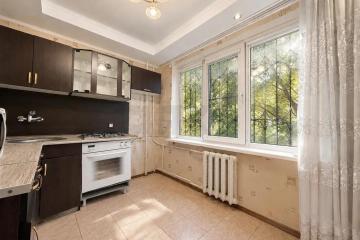 Фото №1: 3-комнатная квартира 58 м², 2/9 эт. - Краснодар, мкр. Дубинка, ул. Ставропольская, 184