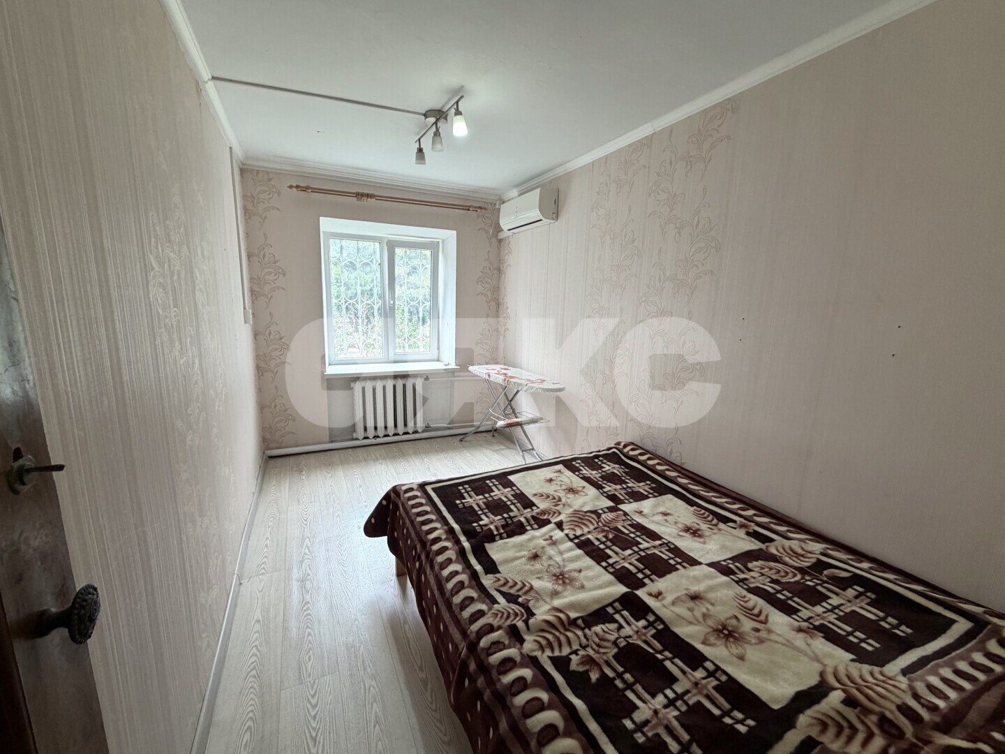 Фото №4: 2-комнатная квартира 44&nbsp;м², 1/3&nbsp;эт. - Геленджик, мкр. Толстый Мыс, ул. Красногвардейская, 81
