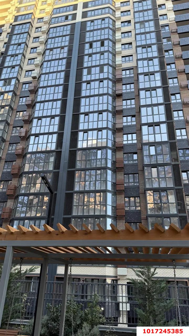 Фото №1: 2-комнатная квартира 73&nbsp;м², 7/17&nbsp;эт. - Краснодар, Прикубанский внутригородской округ, мкр. Образцово, ул. Штурвальная, 10