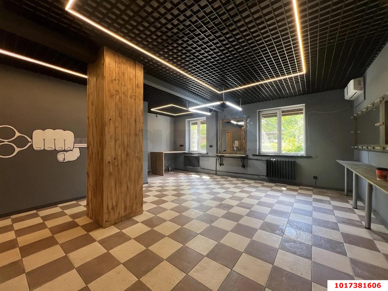 Фото №2: Торговое помещение 50&nbsp;м², 1/2&nbsp;эт. - Краснодар, мкр. Западный внутригородской округ, ул. Шоссе Нефтяников, 17