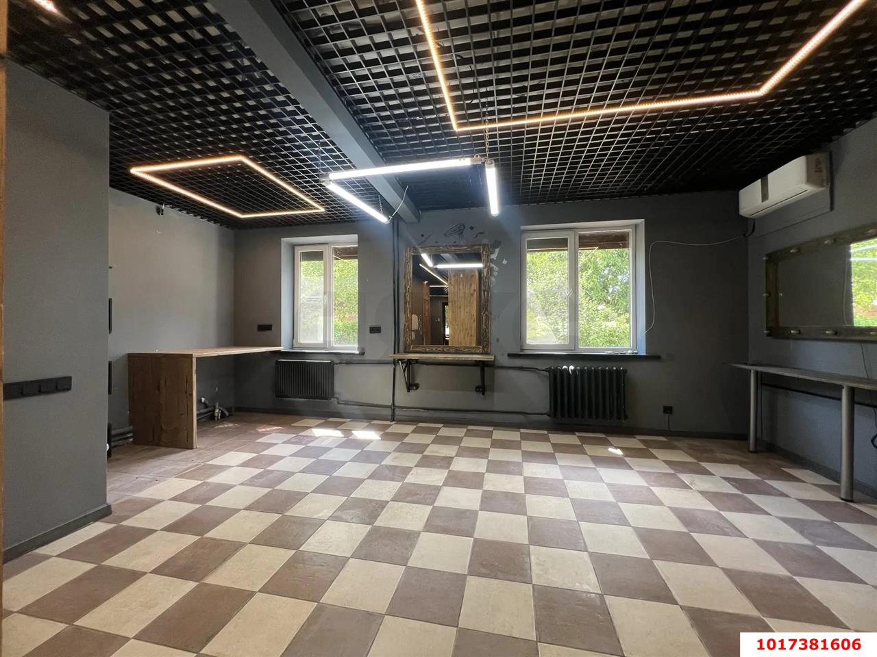 Фото №5: Торговое помещение 50&nbsp;м², 1/2&nbsp;эт. - Краснодар, мкр. Западный внутригородской округ, ул. Шоссе Нефтяников, 17