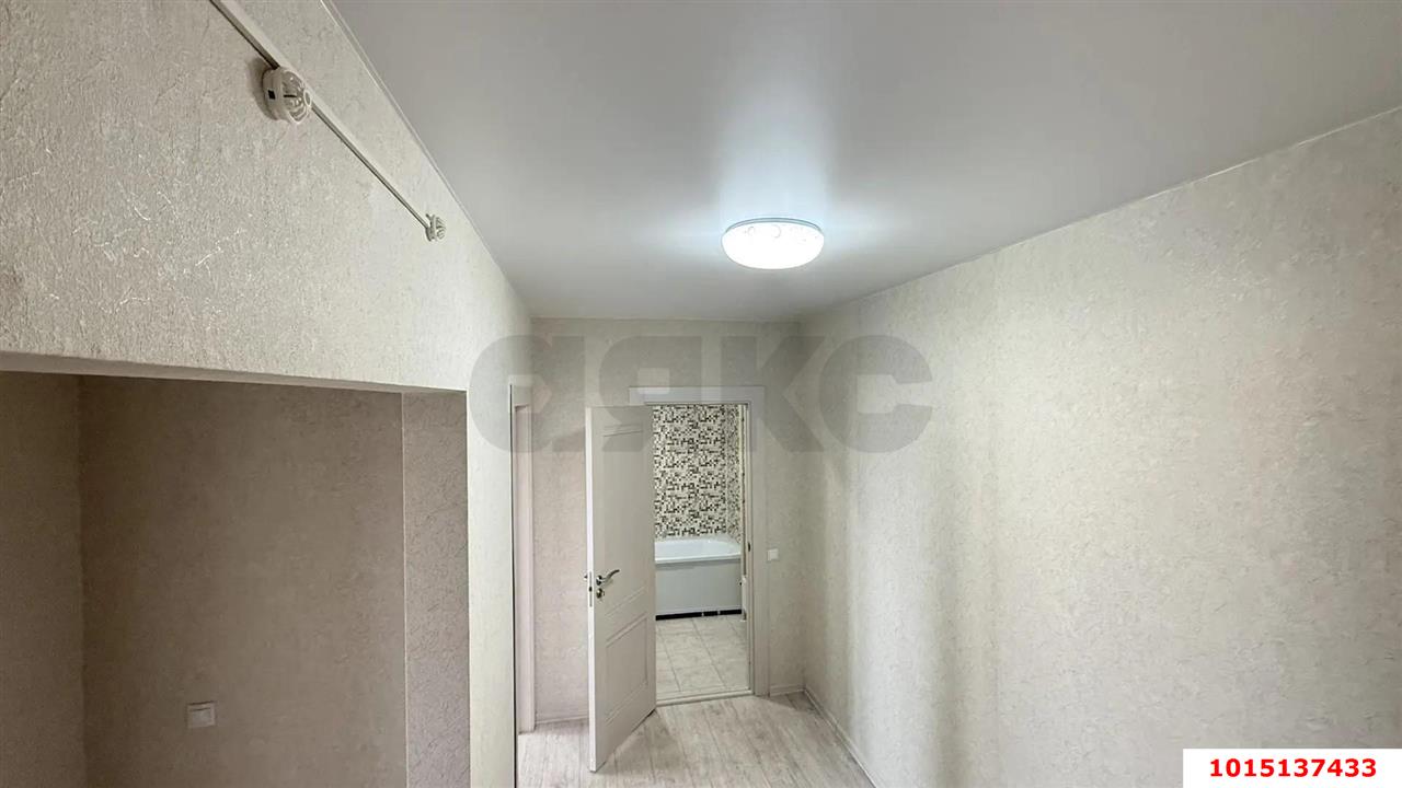 Фото №24: 2-комнатная квартира 70&nbsp;м², 14/16&nbsp;эт. - Краснодар, Прикубанский внутригородской округ, Восточный, мкр. жилой комплекс Квартал № 6, ул. имени Героя Советского Союза Дмитрия Мирошниченко, 43