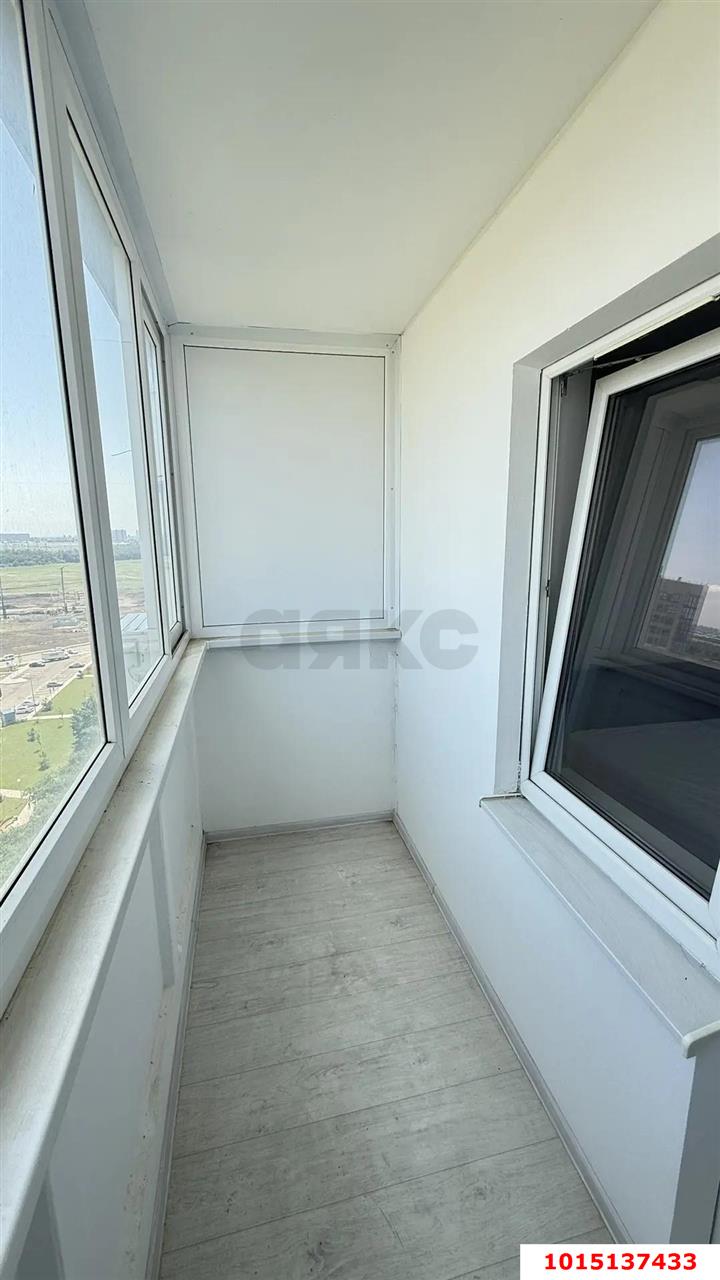 Фото №27: 2-комнатная квартира 70&nbsp;м², 14/16&nbsp;эт. - Краснодар, Прикубанский внутригородской округ, Восточный, мкр. жилой комплекс Квартал № 6, ул. имени Героя Советского Союза Дмитрия Мирошниченко, 43