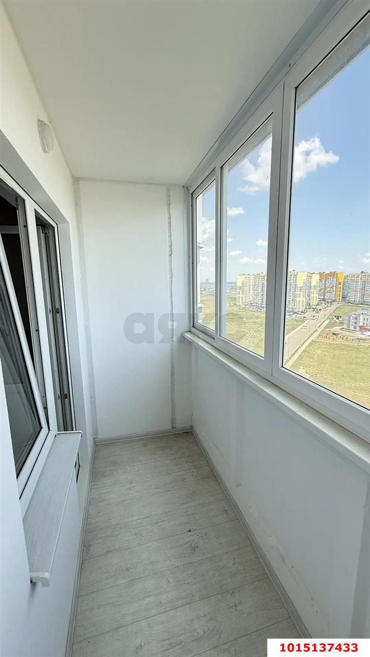 Фото №20: 2-комнатная квартира 70&nbsp;м², 14/16&nbsp;эт. - Краснодар, Прикубанский внутригородской округ, Восточный, мкр. жилой комплекс Квартал № 6, ул. имени Героя Советского Союза Дмитрия Мирошниченко, 43