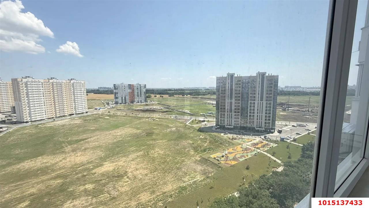 Фото №6: 2-комнатная квартира 70&nbsp;м², 14/16&nbsp;эт. - Краснодар, Прикубанский внутригородской округ, Восточный, мкр. жилой комплекс Квартал № 6, ул. имени Героя Советского Союза Дмитрия Мирошниченко, 43