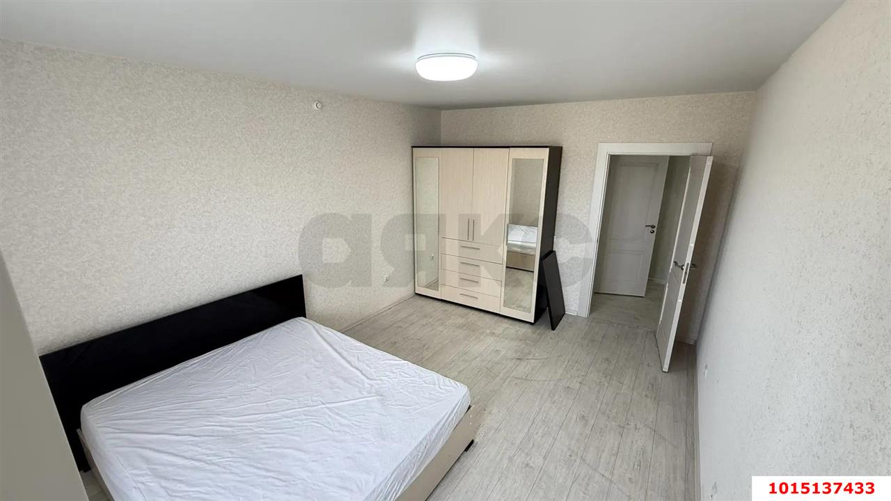 Фото №14: 2-комнатная квартира 70&nbsp;м², 14/16&nbsp;эт. - Краснодар, Прикубанский внутригородской округ, Восточный, мкр. жилой комплекс Квартал № 6, ул. имени Героя Советского Союза Дмитрия Мирошниченко, 43
