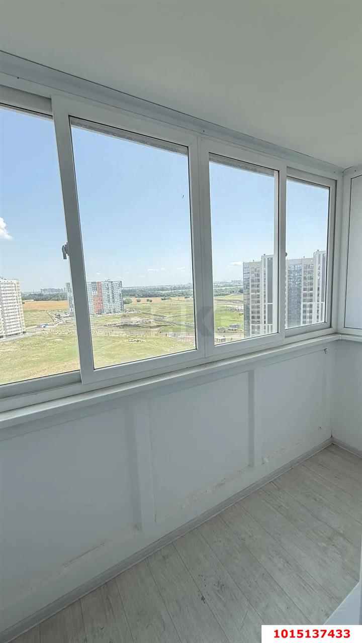 Фото №22: 2-комнатная квартира 70&nbsp;м², 14/16&nbsp;эт. - Краснодар, Прикубанский внутригородской округ, Восточный, мкр. жилой комплекс Квартал № 6, ул. имени Героя Советского Союза Дмитрия Мирошниченко, 43