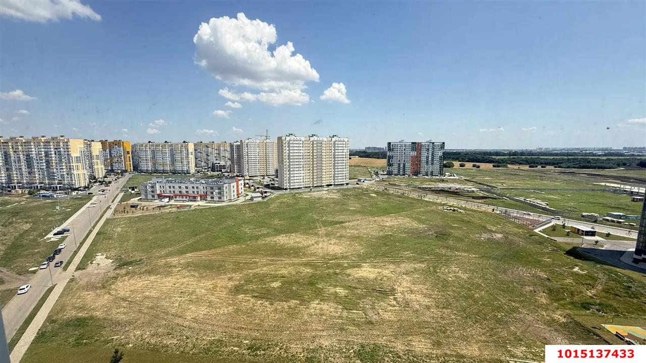 Фото №5: 2-комнатная квартира 70&nbsp;м², 14/16&nbsp;эт. - Краснодар, Прикубанский внутригородской округ, Восточный, мкр. жилой комплекс Квартал № 6, ул. имени Героя Советского Союза Дмитрия Мирошниченко, 43