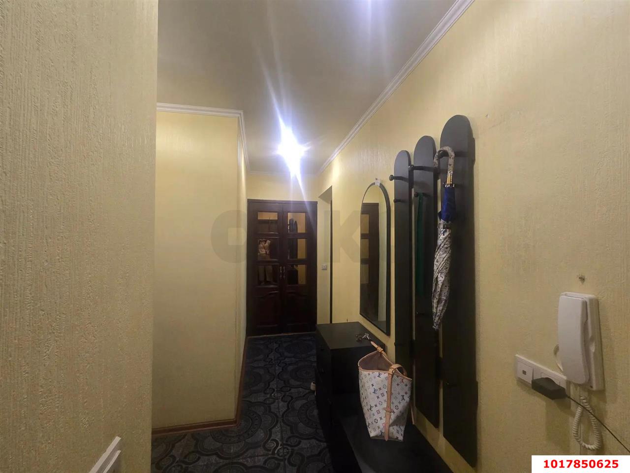 Фото №21: 2-комнатная квартира 60&nbsp;м², 2/5&nbsp;эт. - Краснодар, Центральный внутригородской округ, мкр. Черёмушки, ул. Стасова, 158