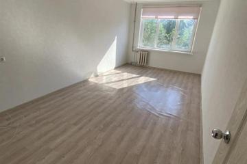 Фото №1: 2-комнатная квартира 46 м², 3/5 эт. - Берёзовый, п. Прогресс, ул. Археолога Анфимова, 19