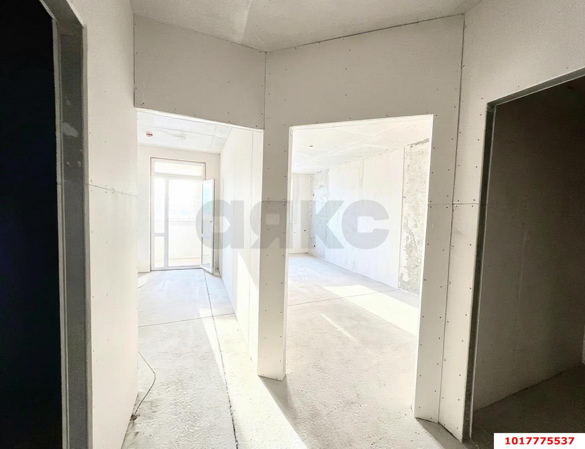Фото №9: 1-комнатная квартира 40&nbsp;м², 7/24&nbsp;эт. - Краснодар, Центральный внутригородской округ, ЖК Краснодар, мкр. Центральный, ул. Железнодорожная, 23/1