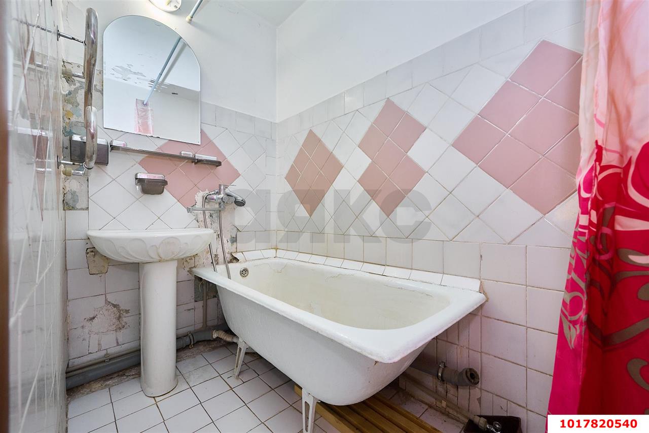 Фото №13: 3-комнатная квартира 82&nbsp;м², 8/9&nbsp;эт. - Краснодар, Карасунский внутригородской округ, мкр. Комсомольский, ул. 30-й Иркутской Дивизии, 8
