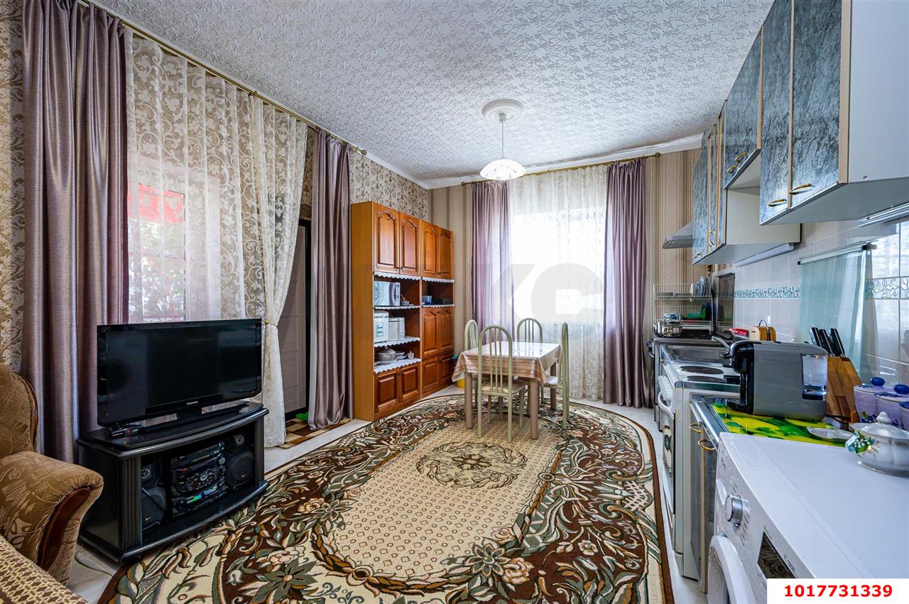 Фото №5: Дом 239&nbsp;м² + 10&nbsp;сот., 2&nbsp;эт. - Индустриальный, мкр. Прикубанский внутригородской округ, ул. Солнечная, 27