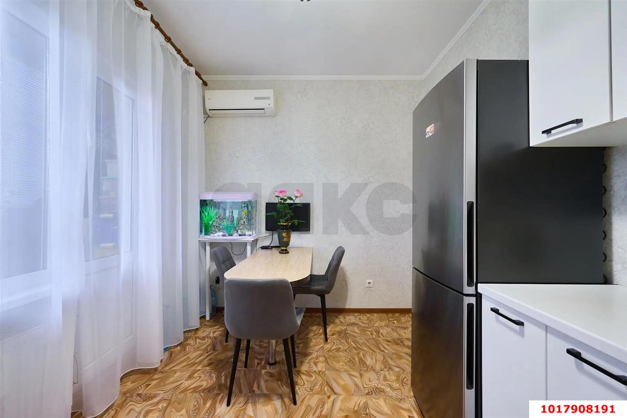 Фото №3: 3-комнатная квартира 86&nbsp;м², 4/17&nbsp;эт. - Краснодар, Прикубанский внутригородской округ, мкр. имени Маршала Жукова, ул. Александра Покрышкина, 4/4