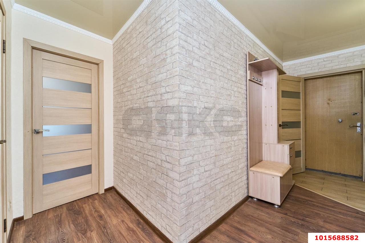 Фото №11: 2-комнатная квартира 55&nbsp;м², 1/3&nbsp;эт. - Краснодар, Прикубанский внутригородской округ, Калинино, мкр. Завод Радиоизмерительных Приборов, ул. Российская, 448/4