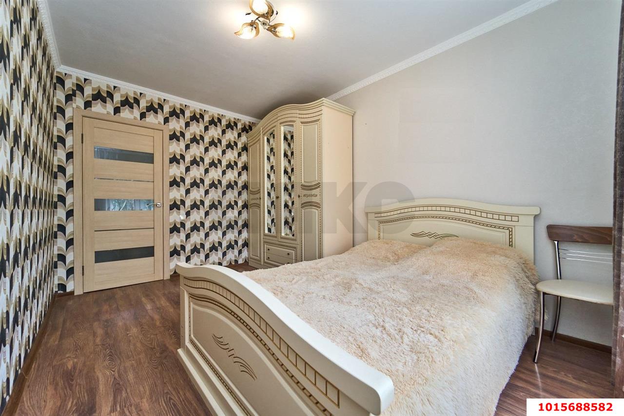 Фото №5: 2-комнатная квартира 55&nbsp;м², 1/3&nbsp;эт. - Краснодар, Прикубанский внутригородской округ, Калинино, мкр. Завод Радиоизмерительных Приборов, ул. Российская, 448/4