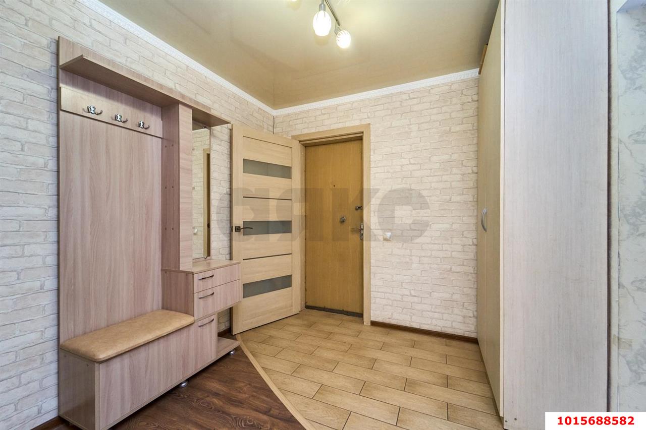 Фото №13: 2-комнатная квартира 55&nbsp;м², 1/3&nbsp;эт. - Краснодар, Прикубанский внутригородской округ, Калинино, мкр. Завод Радиоизмерительных Приборов, ул. Российская, 448/4