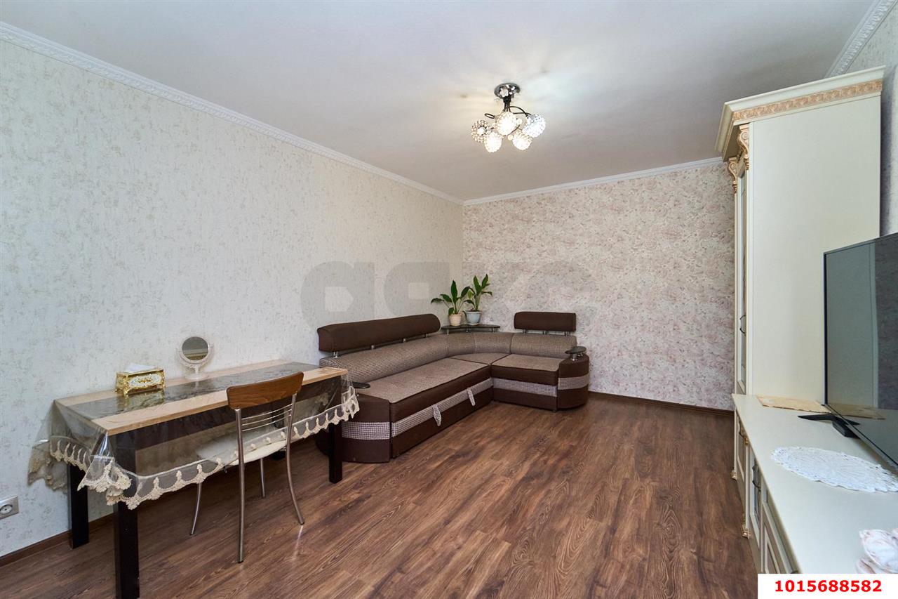 Фото №8: 2-комнатная квартира 55&nbsp;м², 1/3&nbsp;эт. - Краснодар, Прикубанский внутригородской округ, Калинино, мкр. Завод Радиоизмерительных Приборов, ул. Российская, 448/4