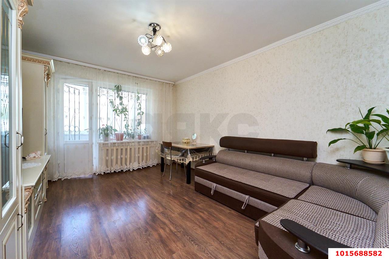 Фото №7: 2-комнатная квартира 55&nbsp;м², 1/3&nbsp;эт. - Краснодар, Прикубанский внутригородской округ, Калинино, мкр. Завод Радиоизмерительных Приборов, ул. Российская, 448/4