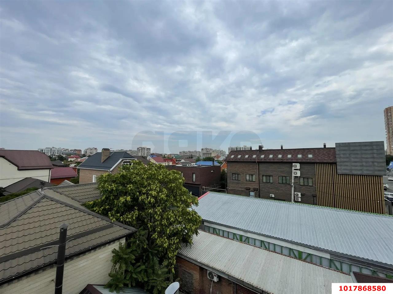 Фото №3: Дом 279&nbsp;м² + 1.5&nbsp;сот., 3&nbsp;эт. - Краснодар, Западный внутригородской округ, мкр. Фестивальный, ул. Гаражная