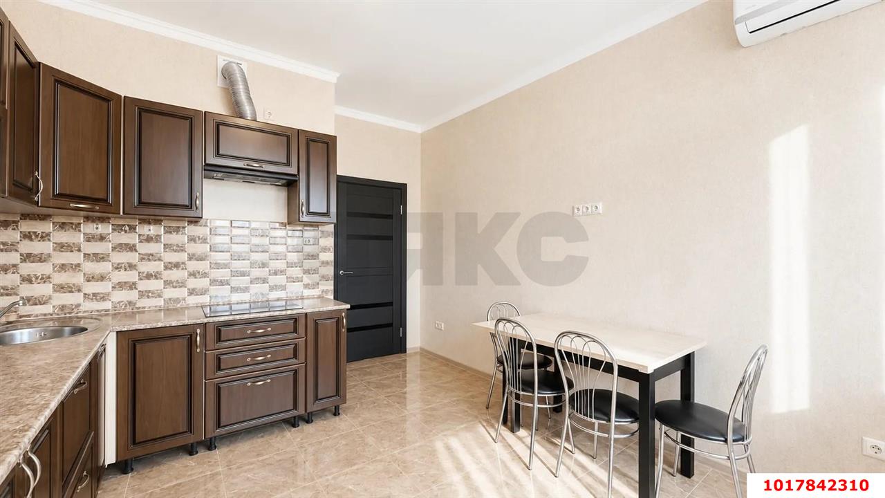 Фото №6: 2-комнатная квартира 65&nbsp;м², 2/19&nbsp;эт. - Краснодар, Западный внутригородской округ, мкр. ЖК Аврора Парк, ул. Шоссе Нефтяников, 22