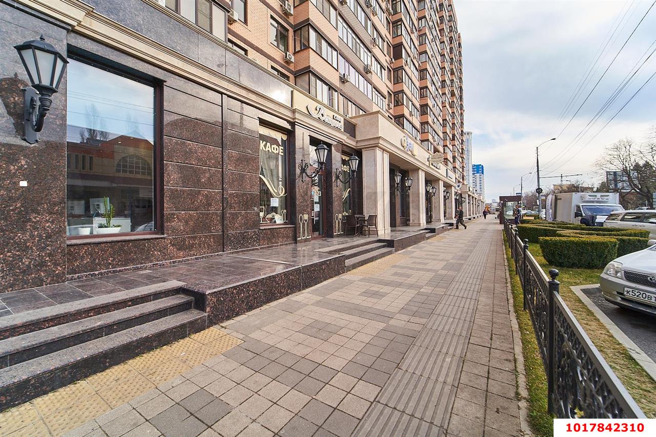 Фото №11: 2-комнатная квартира 65&nbsp;м², 2/19&nbsp;эт. - Краснодар, Западный внутригородской округ, мкр. ЖК Аврора Парк, ул. Шоссе Нефтяников, 22