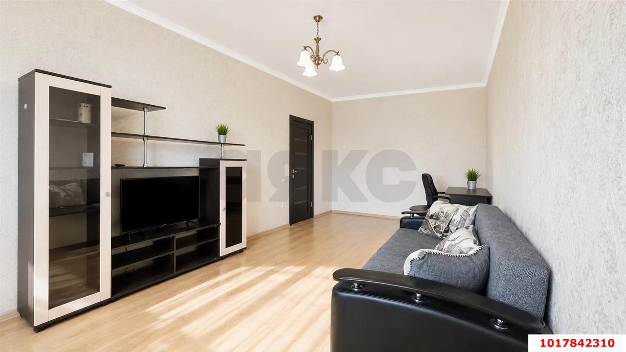 Фото №4: 2-комнатная квартира 65&nbsp;м², 2/19&nbsp;эт. - Краснодар, Западный внутригородской округ, мкр. ЖК Аврора Парк, ул. Шоссе Нефтяников, 22