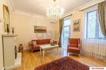 Фото №1: 2-комнатная квартира 60&nbsp;м², 2/3&nbsp;эт. - Краснодар, мкр. Центральный, ул. Кирова, 30