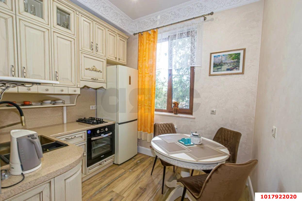 Фото №5: 2-комнатная квартира 60&nbsp;м², 2/3&nbsp;эт. - Краснодар, Западный внутригородской округ, мкр. Центральный, ул. Кирова, 30