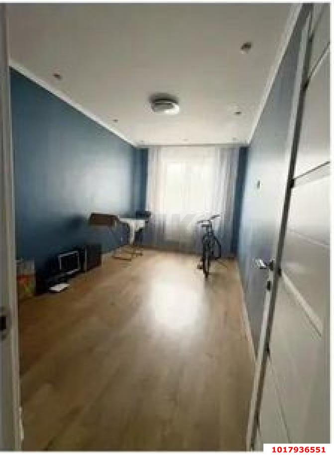 Фото №3: 2-комнатная квартира 65&nbsp;м², 2/16&nbsp;эт. - Краснодар, Центральный внутригородской округ, мкр. Школьный, ул. 9 Мая, 48/1к2