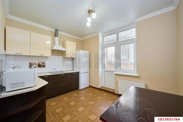 Фото №1: 1-комнатная квартира 37 м², 3/17 эт. - Краснодар, мкр. ЖК Севастопольский, ул. Восточно-Кругликовская, 20
