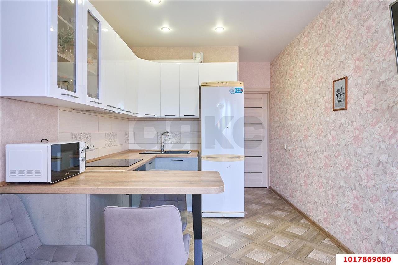 Фото №6: 1-комнатная квартира 40&nbsp;м², 9/21&nbsp;эт. - Краснодар, Карасунский внутригородской округ, Пашковский, мкр. жилой комплекс Империал, ул. Бородинская, 137к2