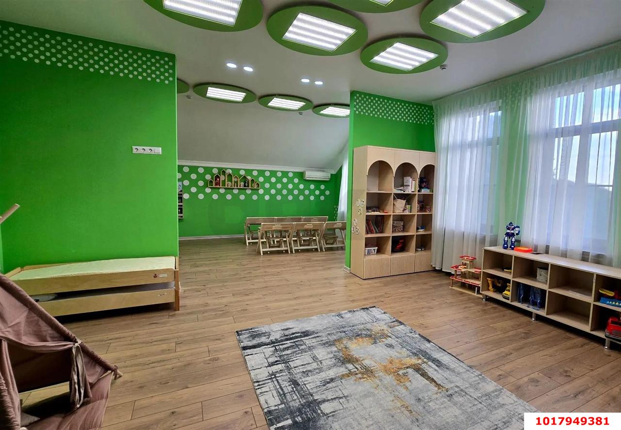 Фото №24: Дом 352&nbsp;м² + 14.53&nbsp;сот., 3&nbsp;эт. - Краснодар, Прикубанский внутригородской округ, Отделение № 1 совхоза Солнечный, мкр. Фестивальный, ул. Новицкого, 2