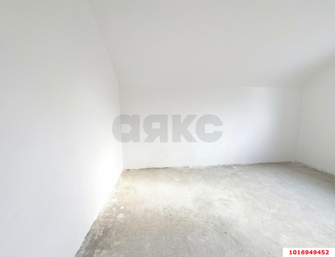 Фото №15: Дом 110&nbsp;м² + 4&nbsp;сот., 2&nbsp;эт. - Индустриальный, мкр. Прикубанский внутригородской округ, ул. Лазурная, 32