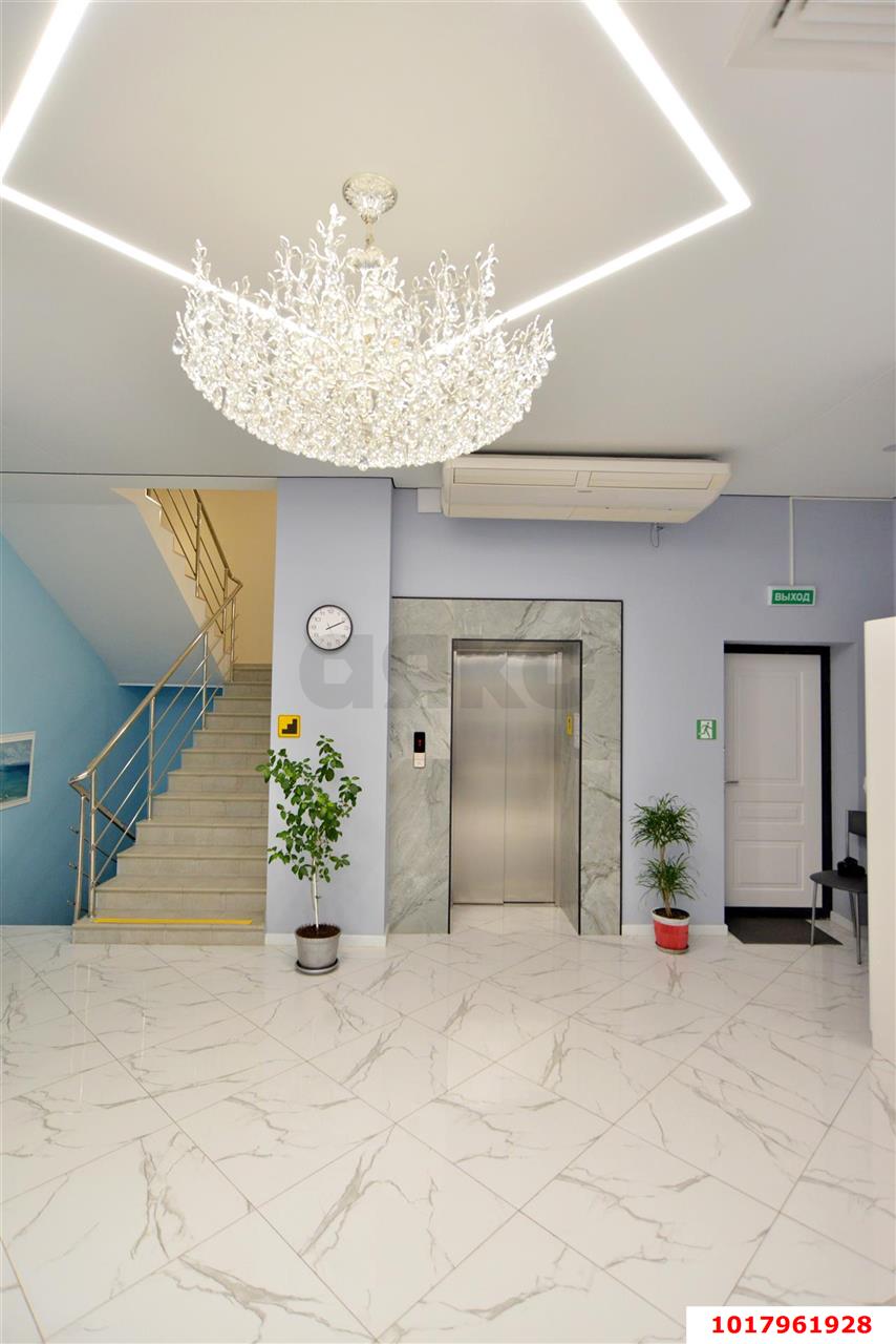 Фото №6: Отдельное здание 593&nbsp;м², 1/3&nbsp;эт. - Краснодар, Западный внутригородской округ, мкр. Центральный, ул. Карасунская, 53/1