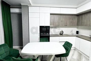 Фото №1: 2-комнатная квартира 65&nbsp;м², 24/24&nbsp;эт. - Краснодар, мкр. 1-й квартал, ул. Домбайская, 57