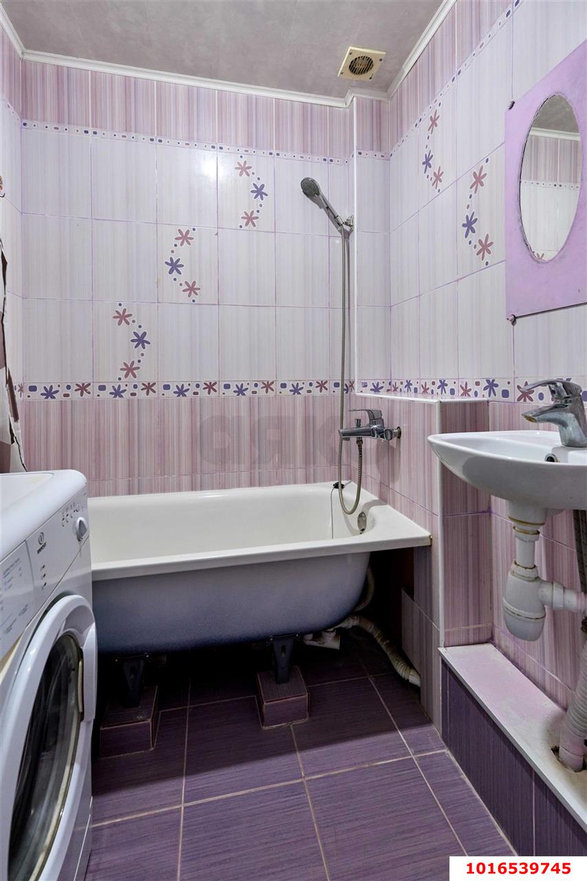 Фото №8: 2-комнатная квартира 45&nbsp;м², 4/5&nbsp;эт. - Краснодар, Прикубанский внутригородской округ, мкр. Фестивальный, ул. Яна Полуяна, 44