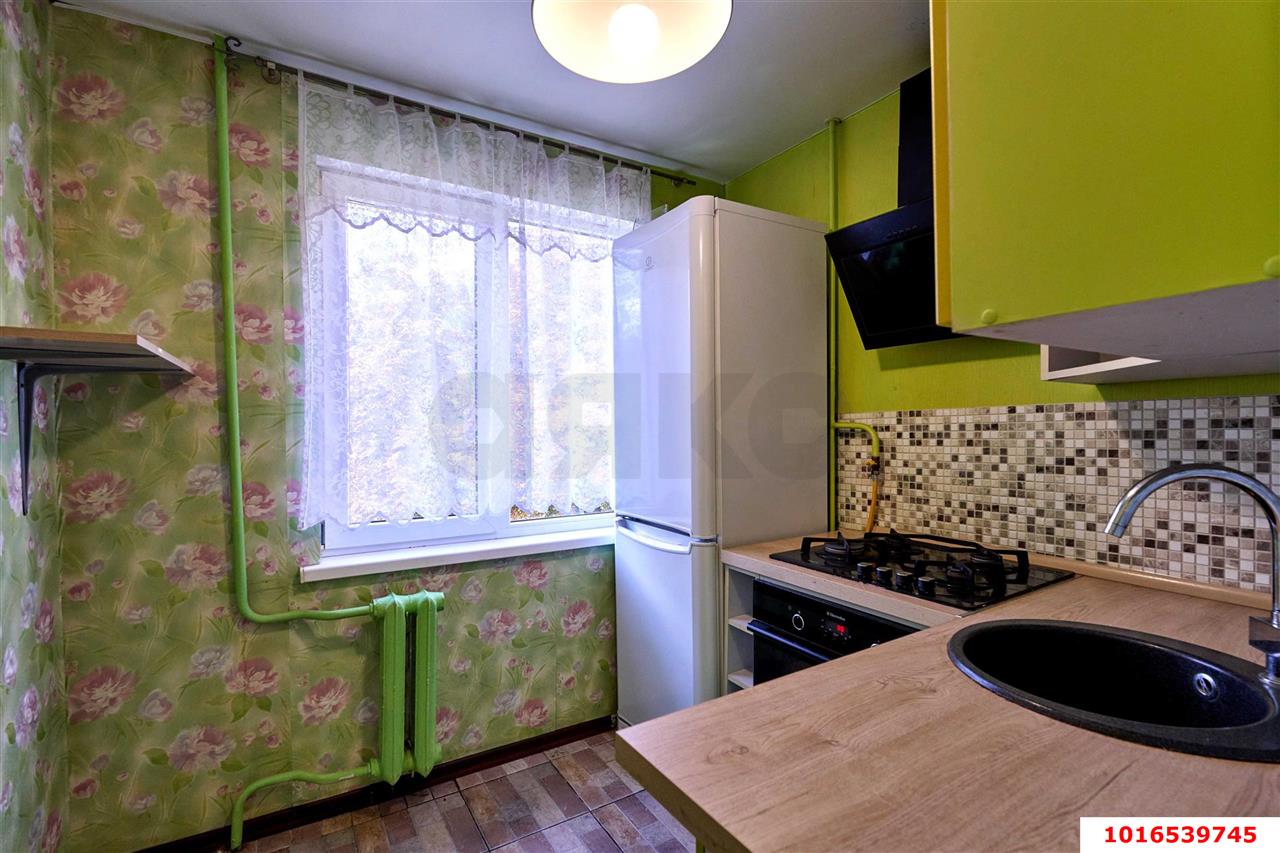 Фото №2: 2-комнатная квартира 45&nbsp;м², 4/5&nbsp;эт. - Краснодар, Прикубанский внутригородской округ, мкр. Фестивальный, ул. Яна Полуяна, 44
