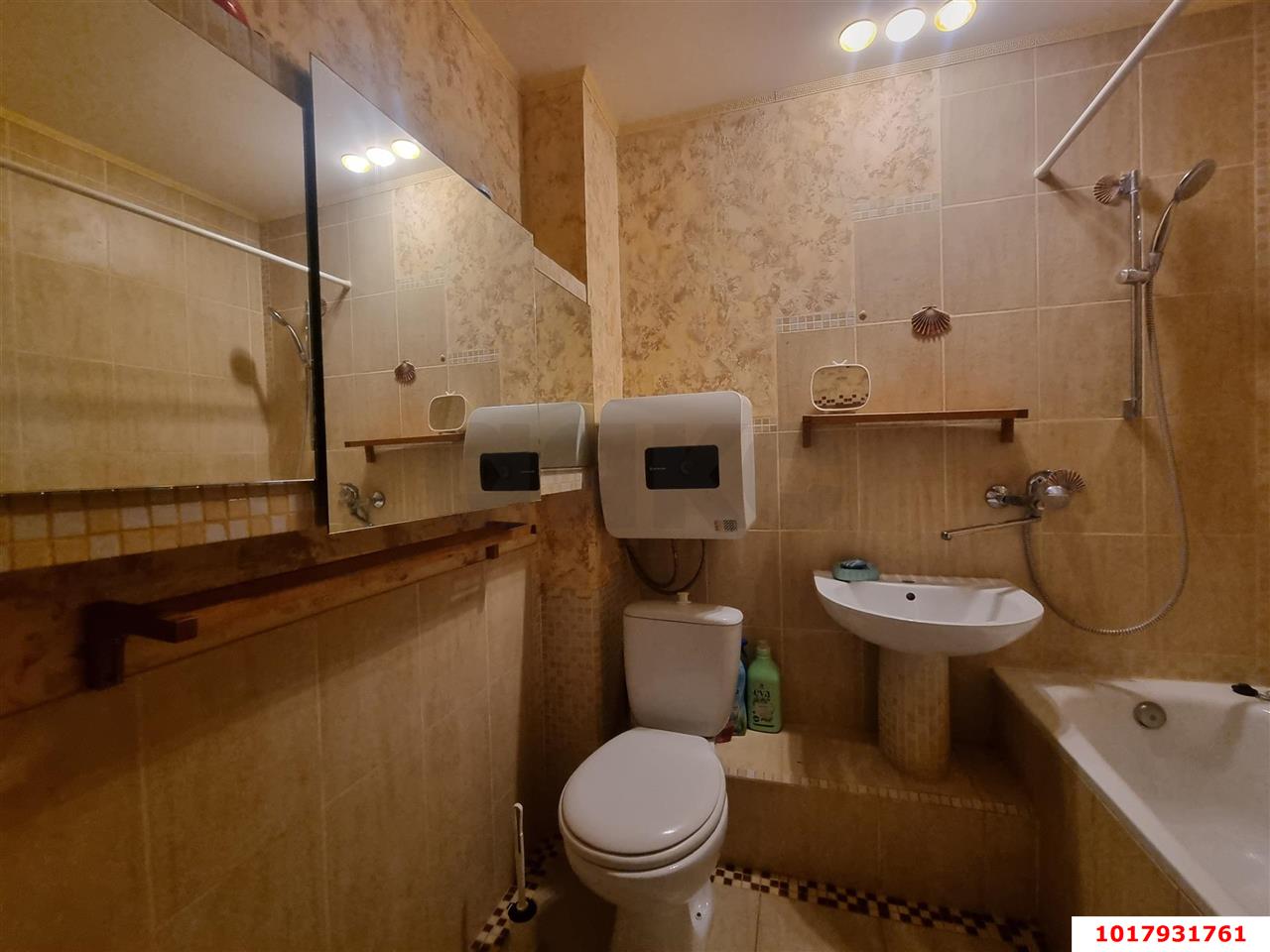 Фото №6: 2-комнатная квартира 50&nbsp;м², 15/16&nbsp;эт. - Краснодар, Западный внутригородской округ, мкр. Юбилейный, пр-кт Чекистов, 24/1