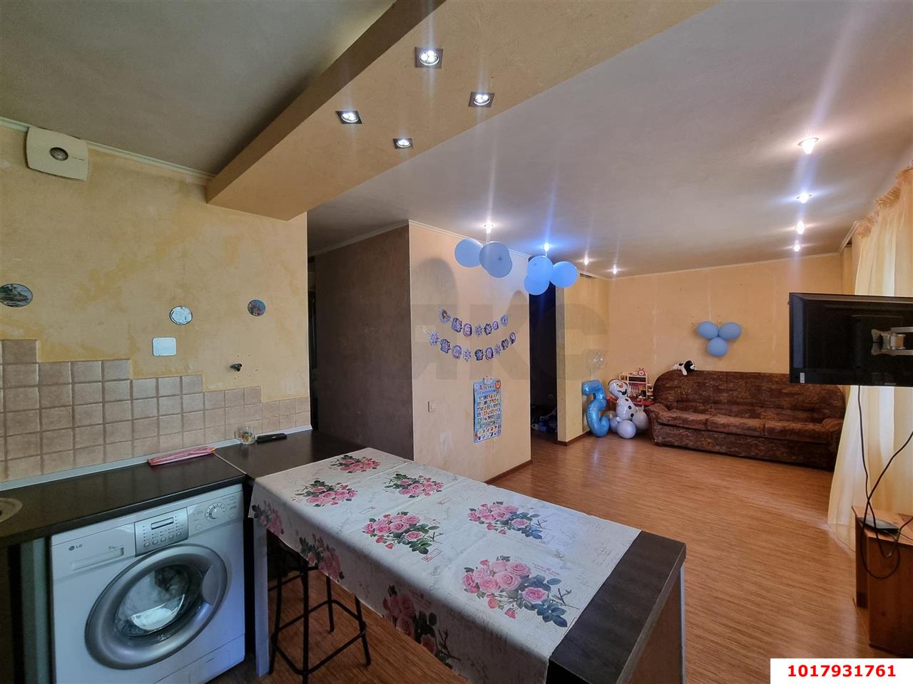 Фото №4: 2-комнатная квартира 50&nbsp;м², 15/16&nbsp;эт. - Краснодар, Западный внутригородской округ, мкр. Юбилейный, пр-кт Чекистов, 24/1