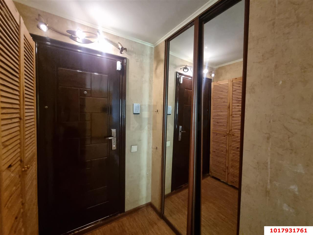 Фото №7: 2-комнатная квартира 50&nbsp;м², 15/16&nbsp;эт. - Краснодар, Западный внутригородской округ, мкр. Юбилейный, пр-кт Чекистов, 24/1