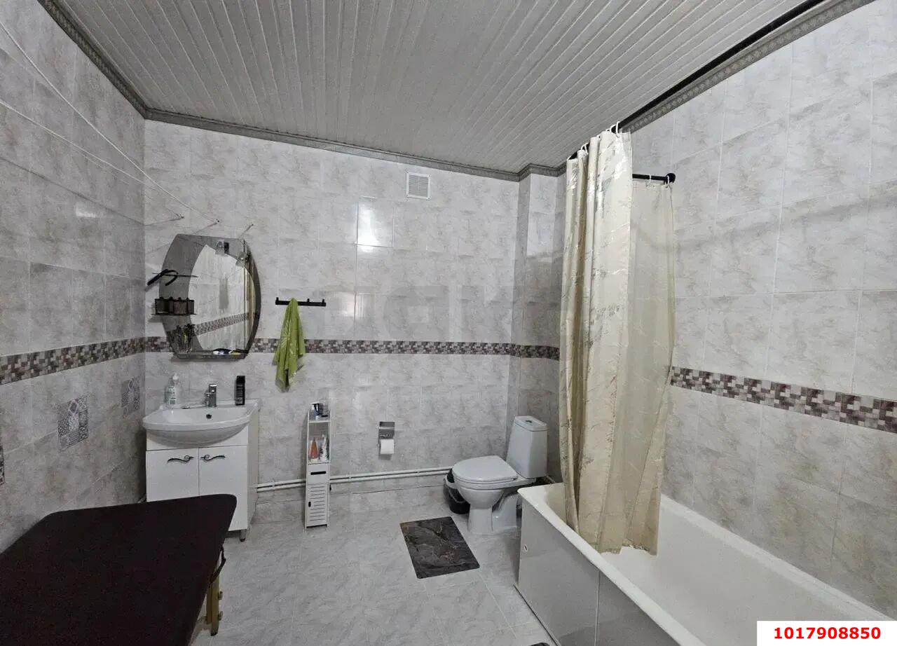 Фото №5: Дом 180&nbsp;м² + 3&nbsp;сот., 2&nbsp;эт. - Краснодар, Карасунский внутригородской округ, мкр. Хлопчато-бумажный Комбинат, пр-д 1-й  Васнецова, 1