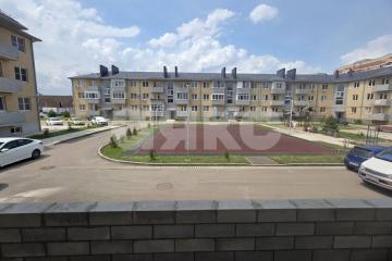 Фото №1: 2-комнатная квартира 58&nbsp;м², 1/3&nbsp;эт. - Кореновск, мкр. 10-й, ул. Таманская, 3к2