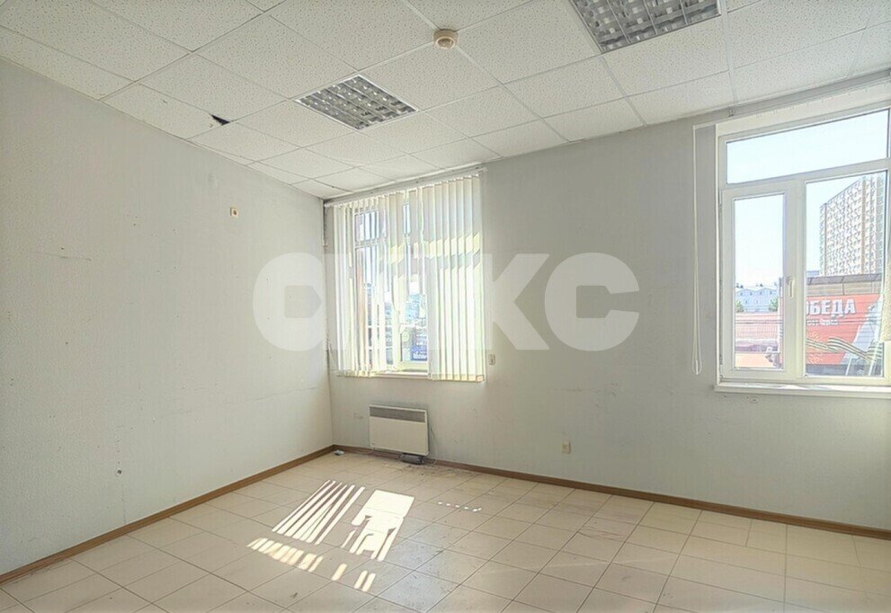 Фото №8: Коммерция 211&nbsp;м², 1/2&nbsp;эт. - Анапа, ул. Промышленная, 13В